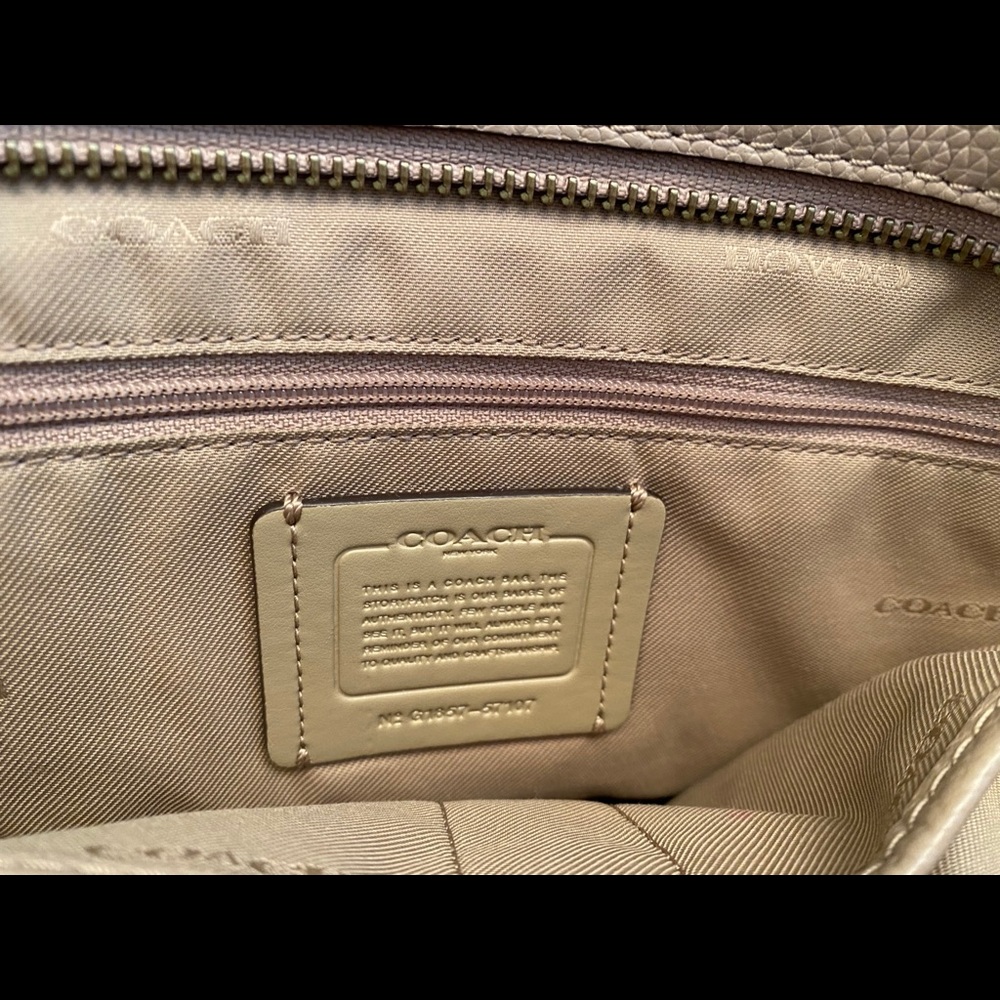 Coach handbag - Picture 3 of 4